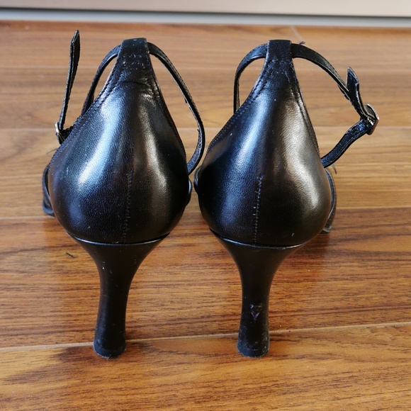 Franco Sarto stylish, strappy heels w detail, sz 8 - Picture 4 of 4
